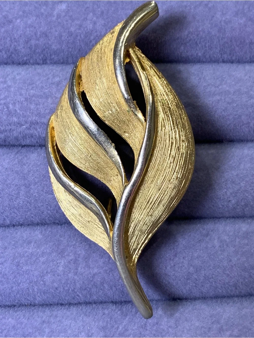 Vintage Two Tone Gold and Silver Leaf Brooch
